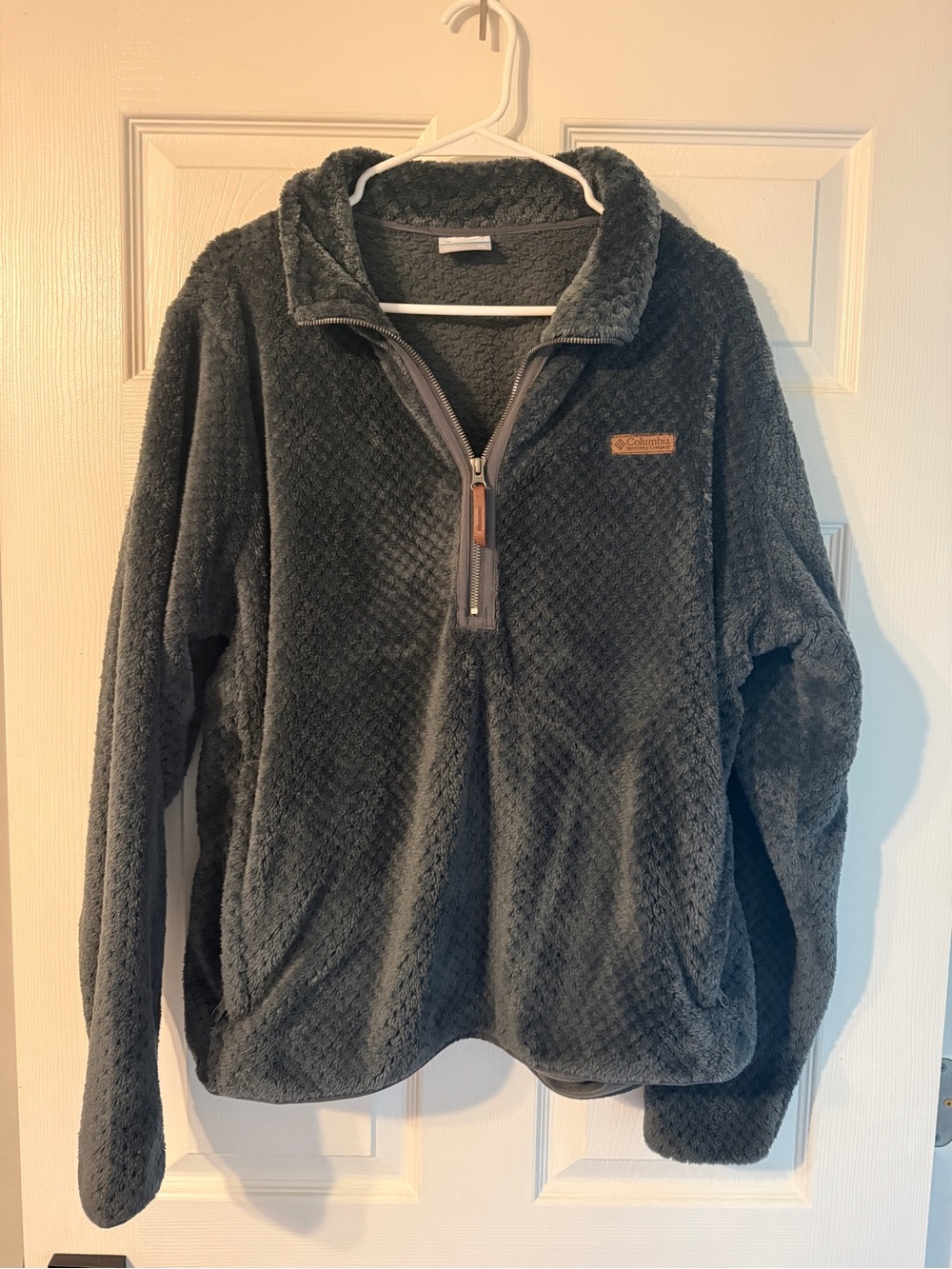 Columbia Women's Gray Sherpa 1/4 zip